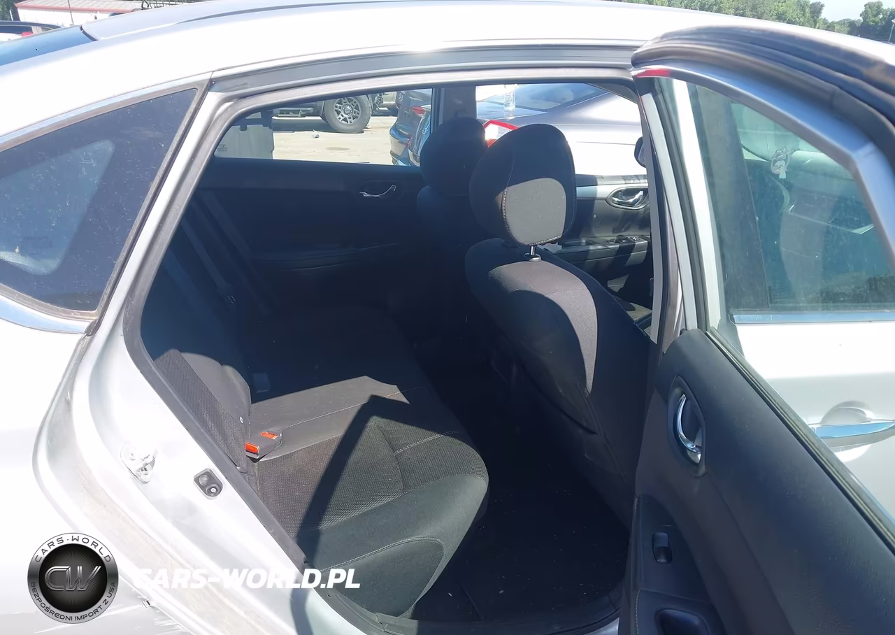 2018 Nissan Sentra S VIN:3N1AB7AP5JY313364 - 8