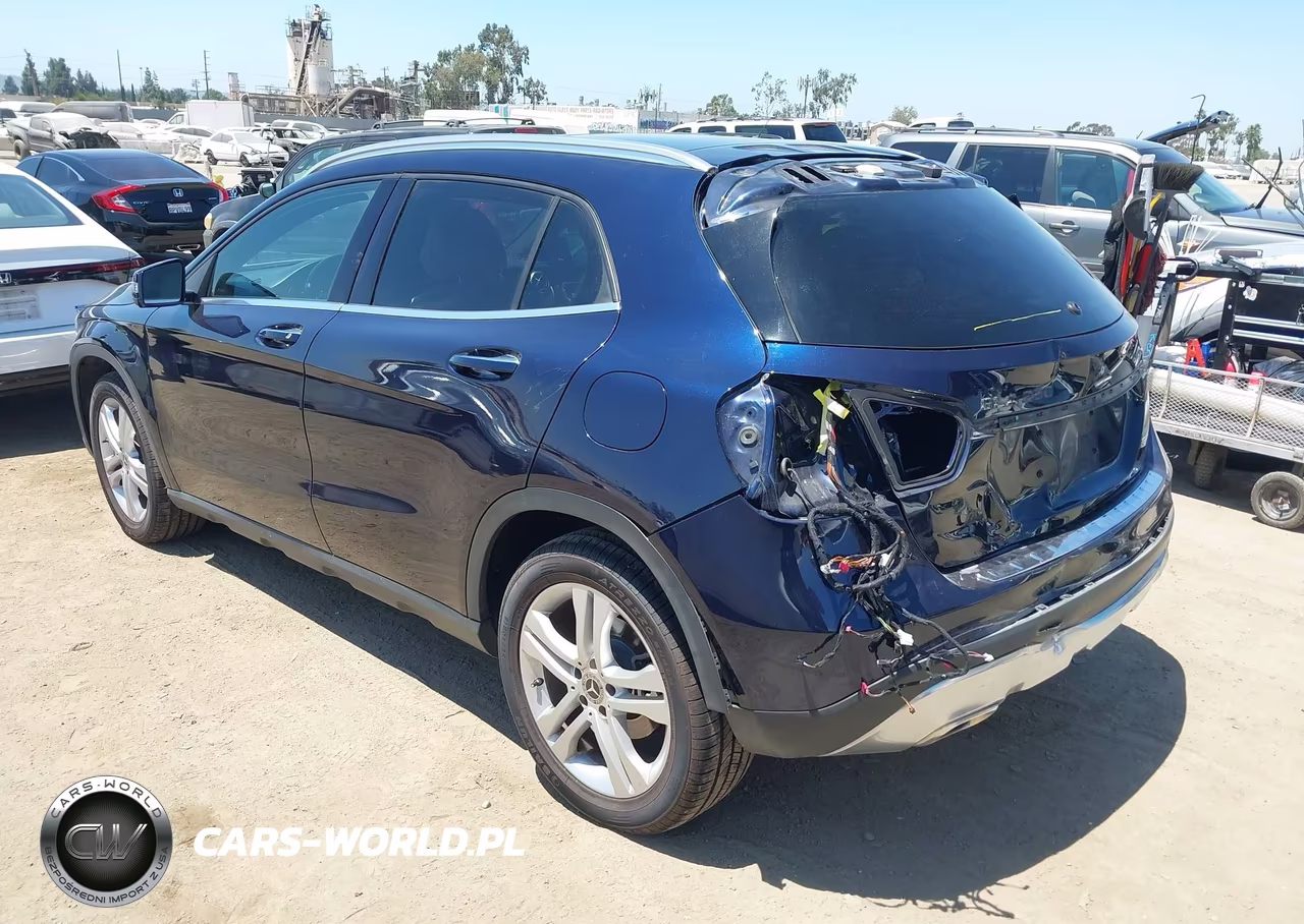 2018 Mercedes-Benz Gla 250 4Matic VIN:WDCTG4GB0JJ492879 - 3