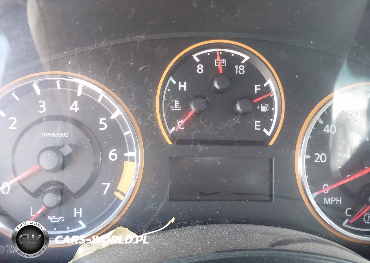 2015 Nissan Armada Platinum VIN:5N1AA0NE2FN618725 - 15