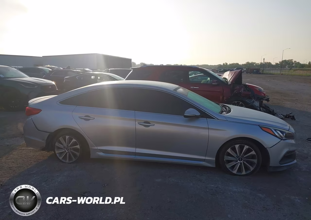 2016 Hyundai Sonata Sport VIN:5NPE34AF6GH268054 - 12