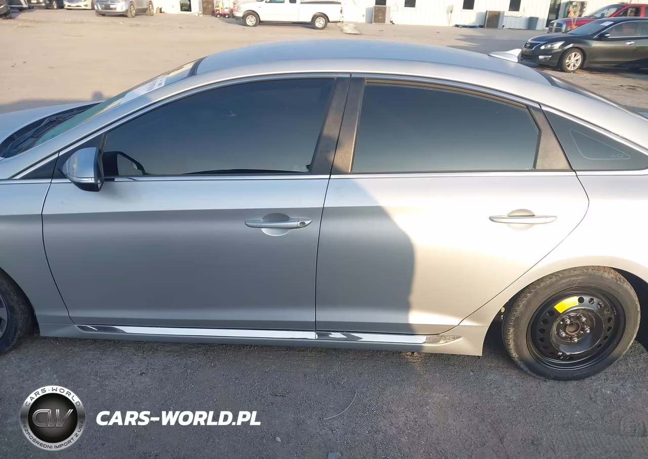 2016 Hyundai Sonata Sport VIN:5NPE34AF6GH268054 - 13