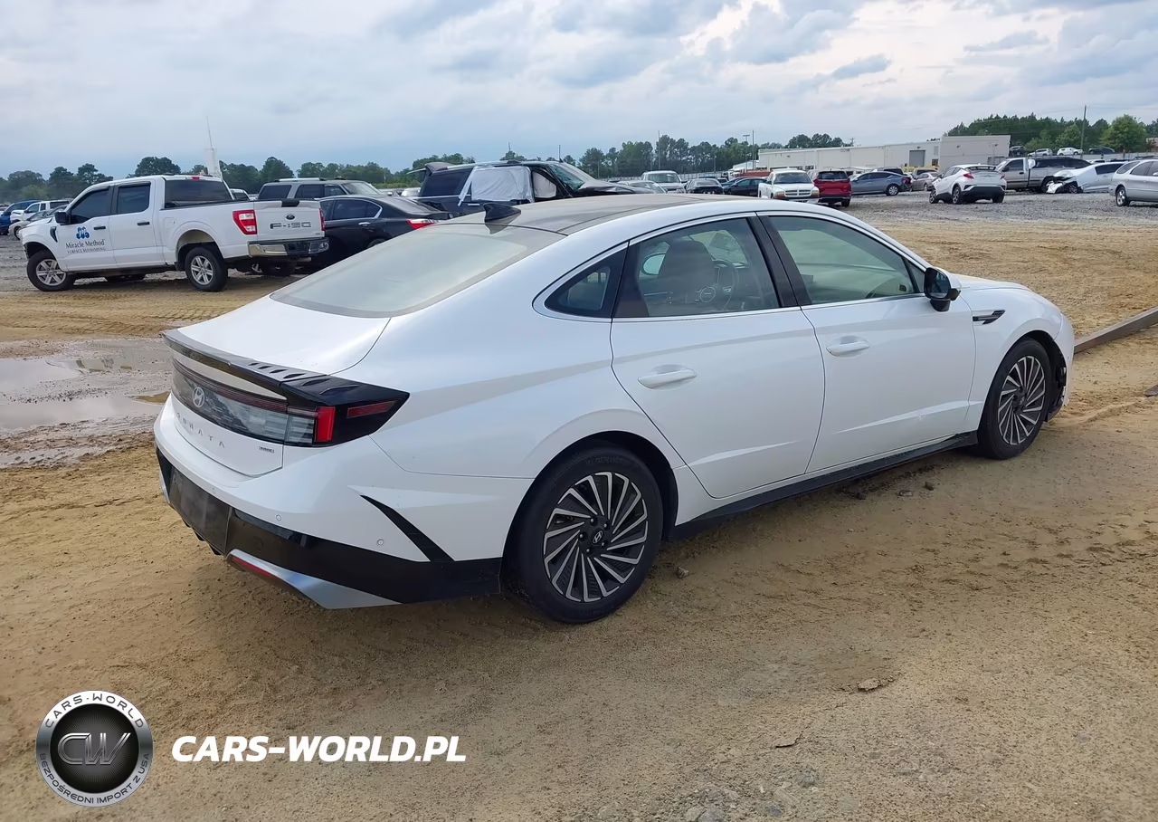 2024 Hyundai Sonata Hybrid Limited VIN:KMHL54JJ4RA093105 - 4