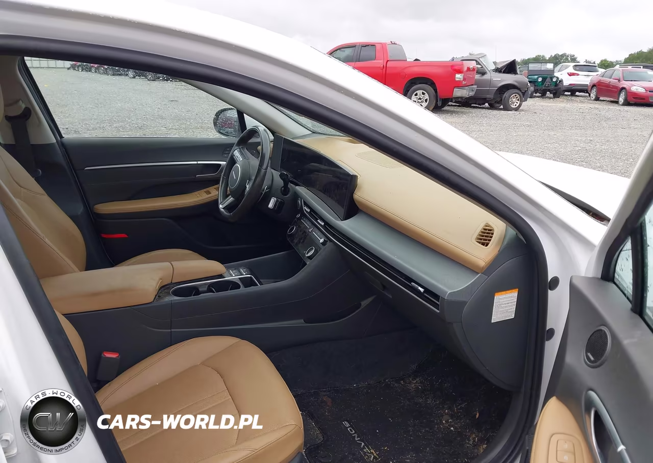 2024 Hyundai Sonata Hybrid Limited VIN:KMHL54JJ4RA093105 - 5