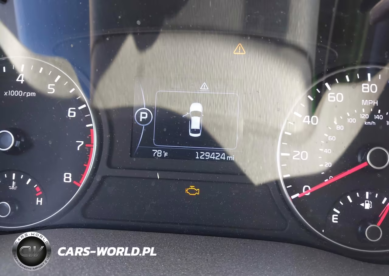 2018 Kia Optima Lx VIN:5XXGT4L33JG191500 - 15