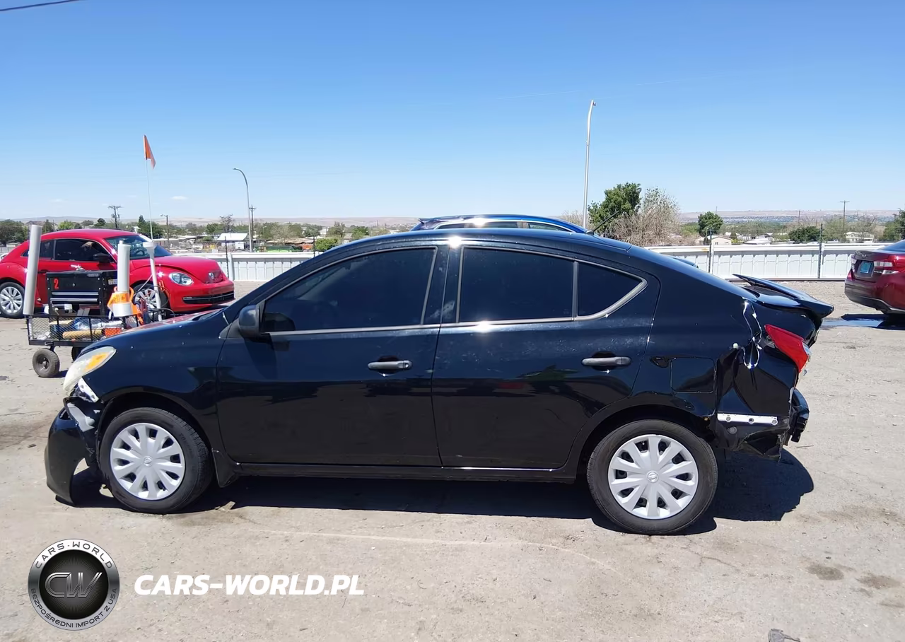 2013 Nissan Versa 1.6 S VIN:3N1CN7APXDL866237 - 15