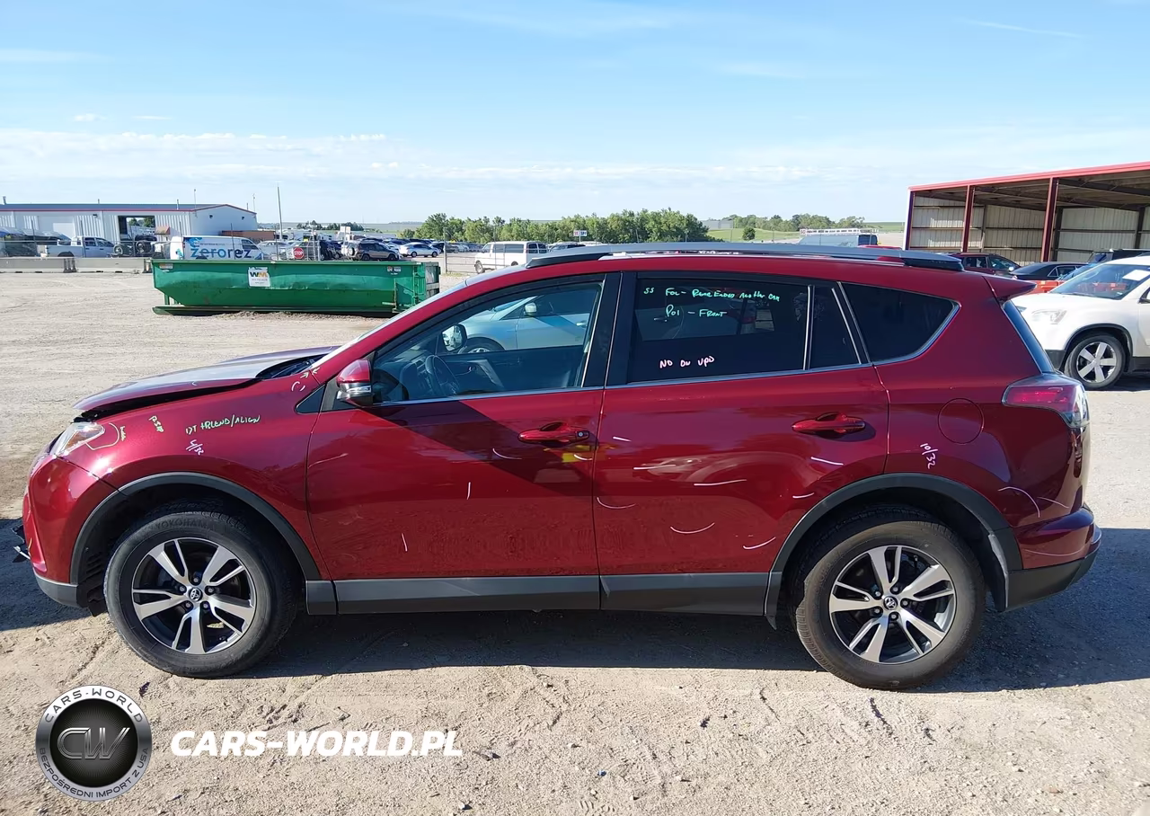 2018 Toyota Rav4 Xle VIN:2T3RFREV3JW715737 - 14