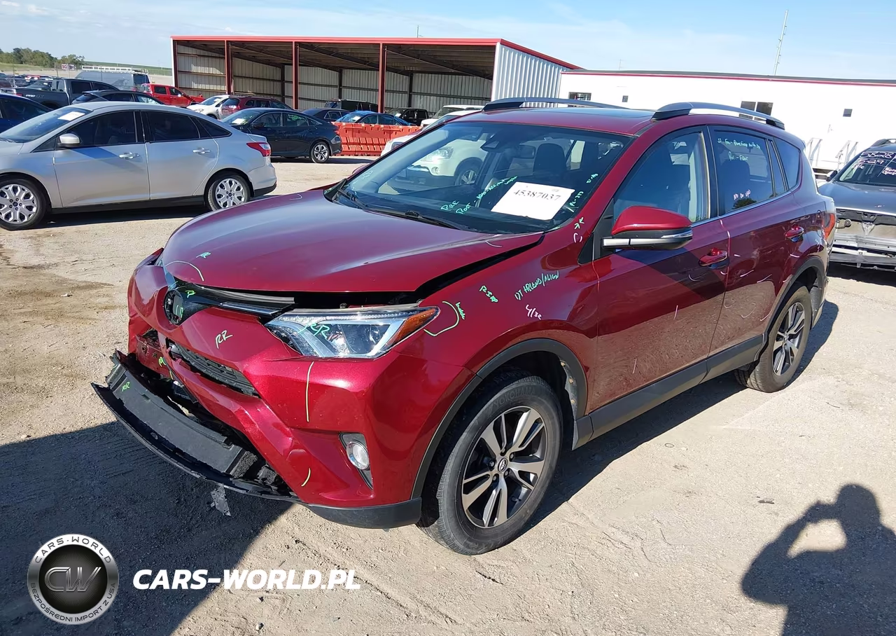 2018 Toyota Rav4 Xle VIN:2T3RFREV3JW715737 - 2