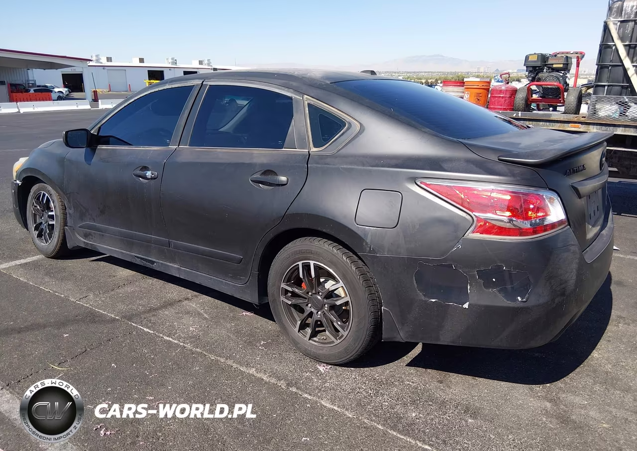 2014 Nissan Altima 2.5 S VIN:1N4AL3AP4EC427136 - 3