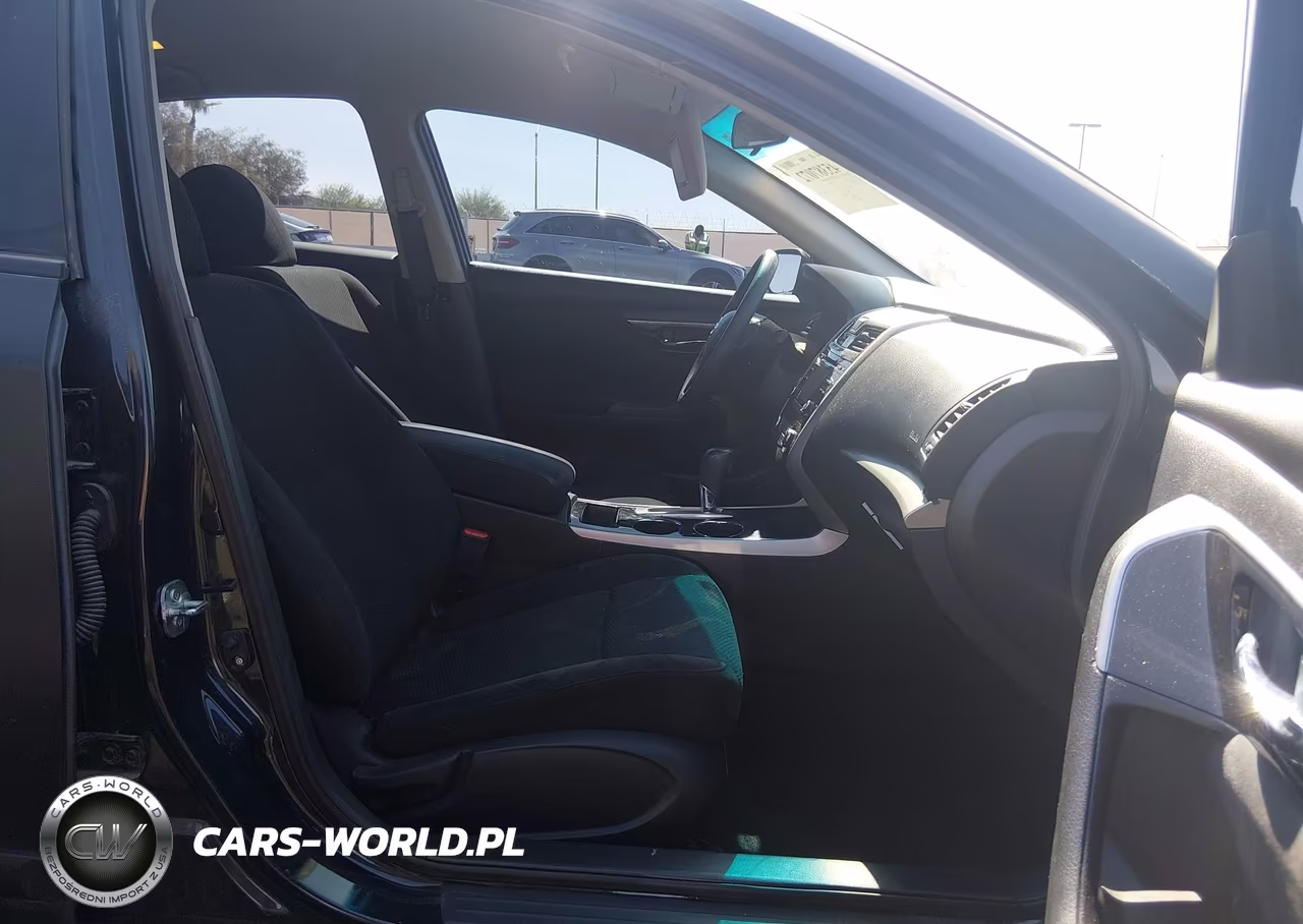 2014 Nissan Altima 2.5 S VIN:1N4AL3AP4EC427136 - 5
