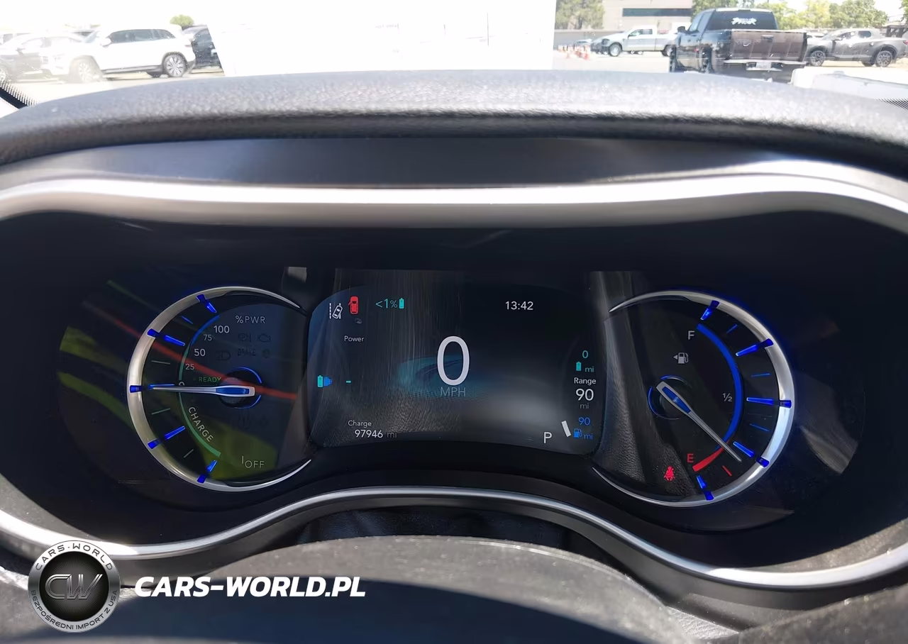 2024 Chrysler Pacifica Hybrid Select VIN:2C4RC1S7XRR126934 - 7