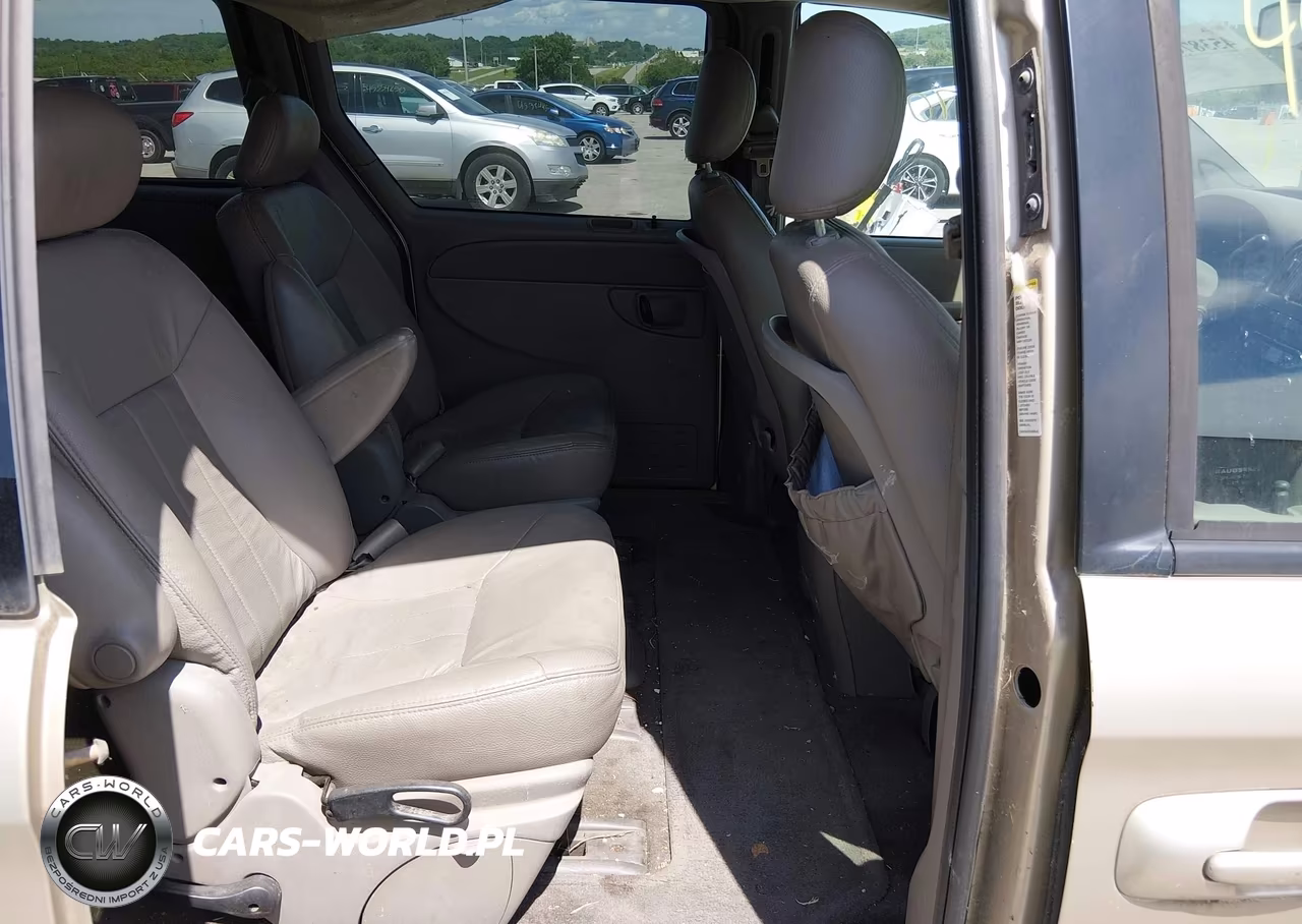 2003 Chrysler Town & Country Ex VIN:2C8GP74L53R119324 - 8