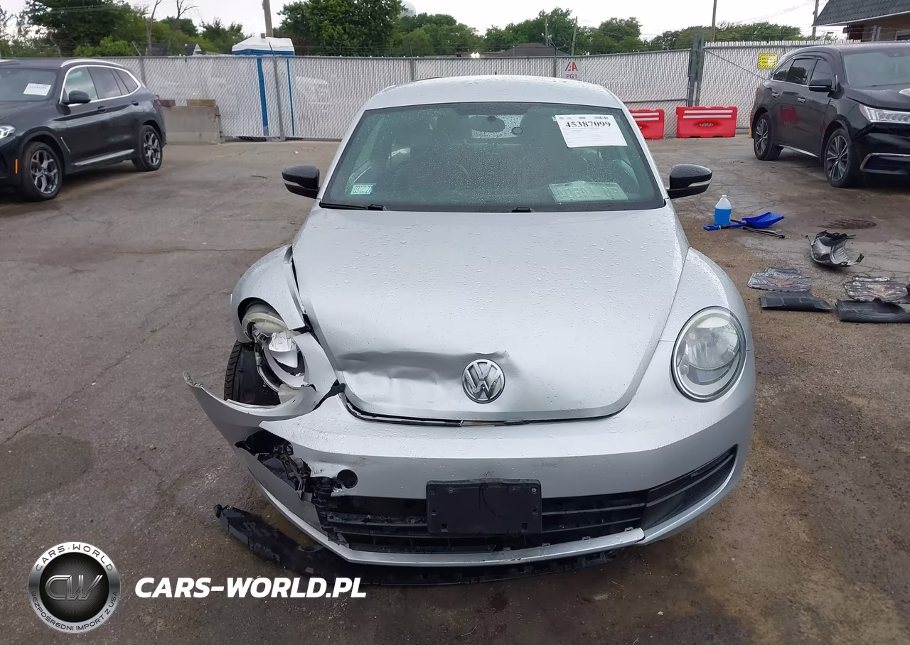2012 Volkswagen Beetle 2.5L VIN:3VWJX7AT2CM608148 - 13