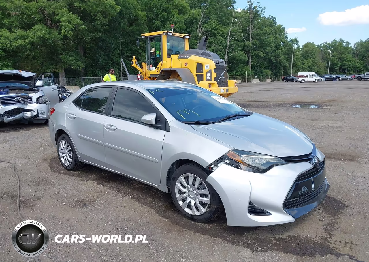 2018 Toyota Corolla Le – zdjęcie 1 z 16