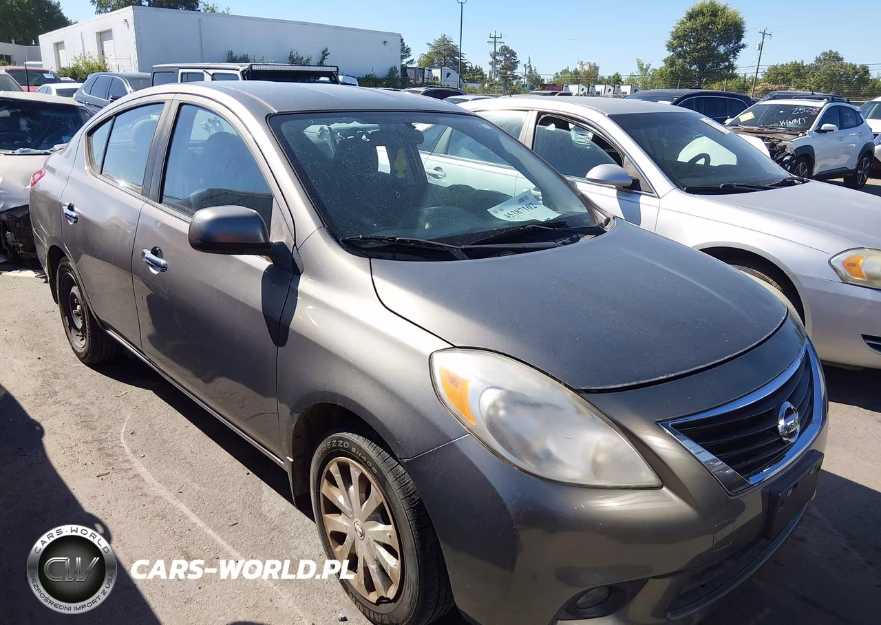 2014 Nissan Versa 1.6 Sv