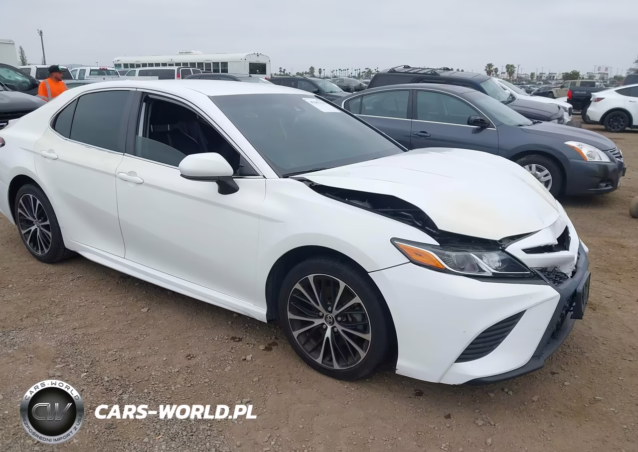 2020 Toyota Camry Se