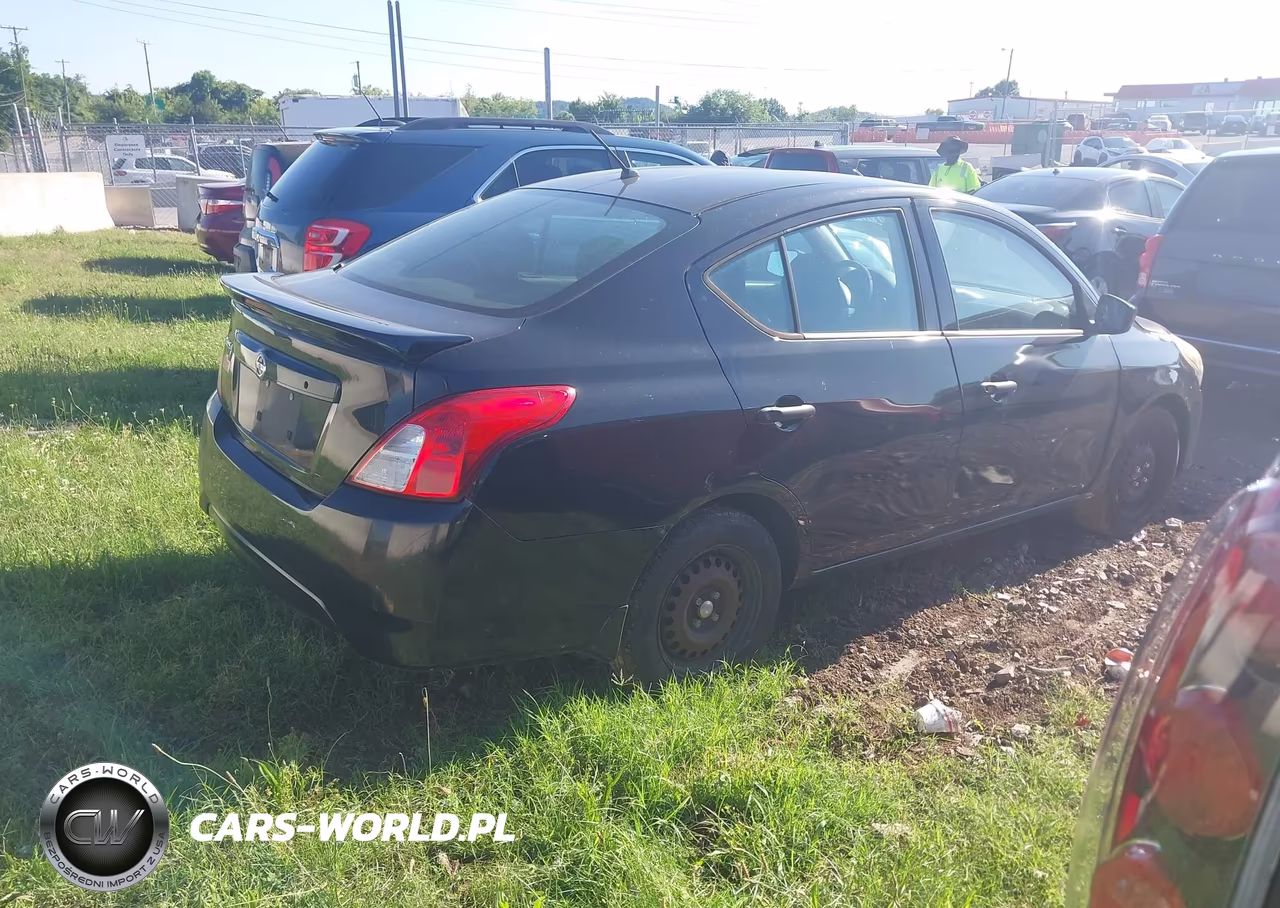 2017 Nissan Versa 1.6 S+ VIN:3N1CN7AP9HL906328 - 4