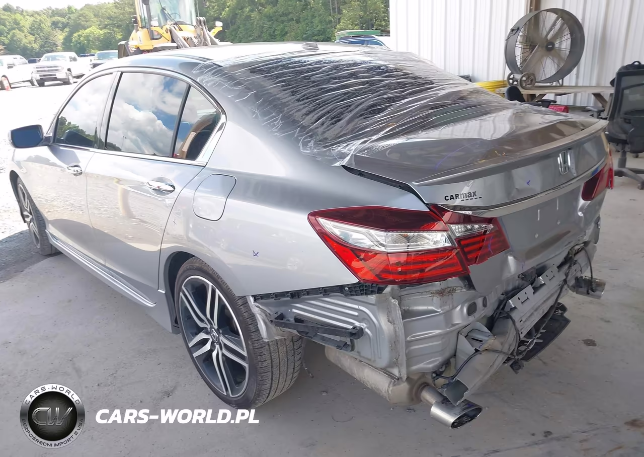 2017 Honda Accord Touring V6 VIN:1HGCR3F98HA019087 - 3