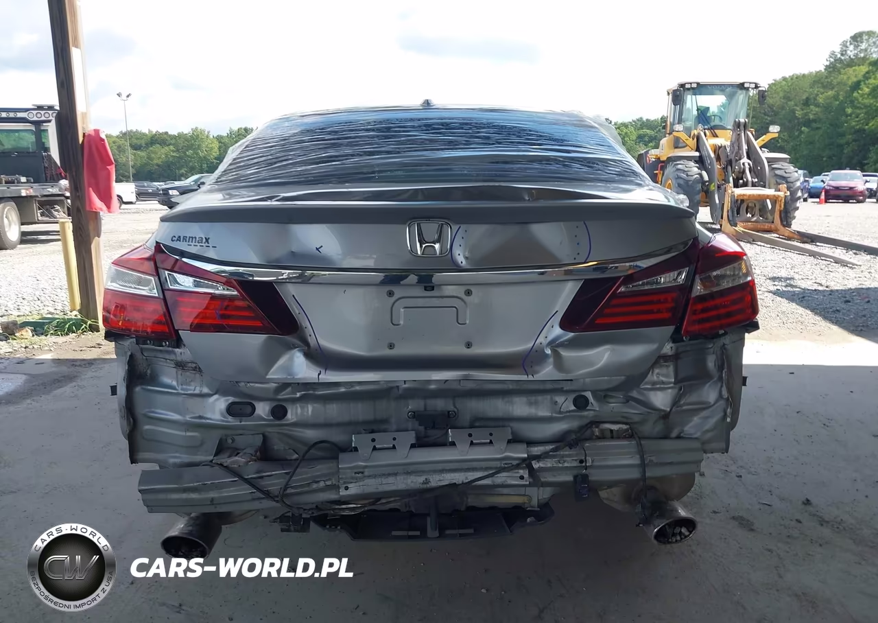 2017 Honda Accord Touring V6 VIN:1HGCR3F98HA019087 - 6