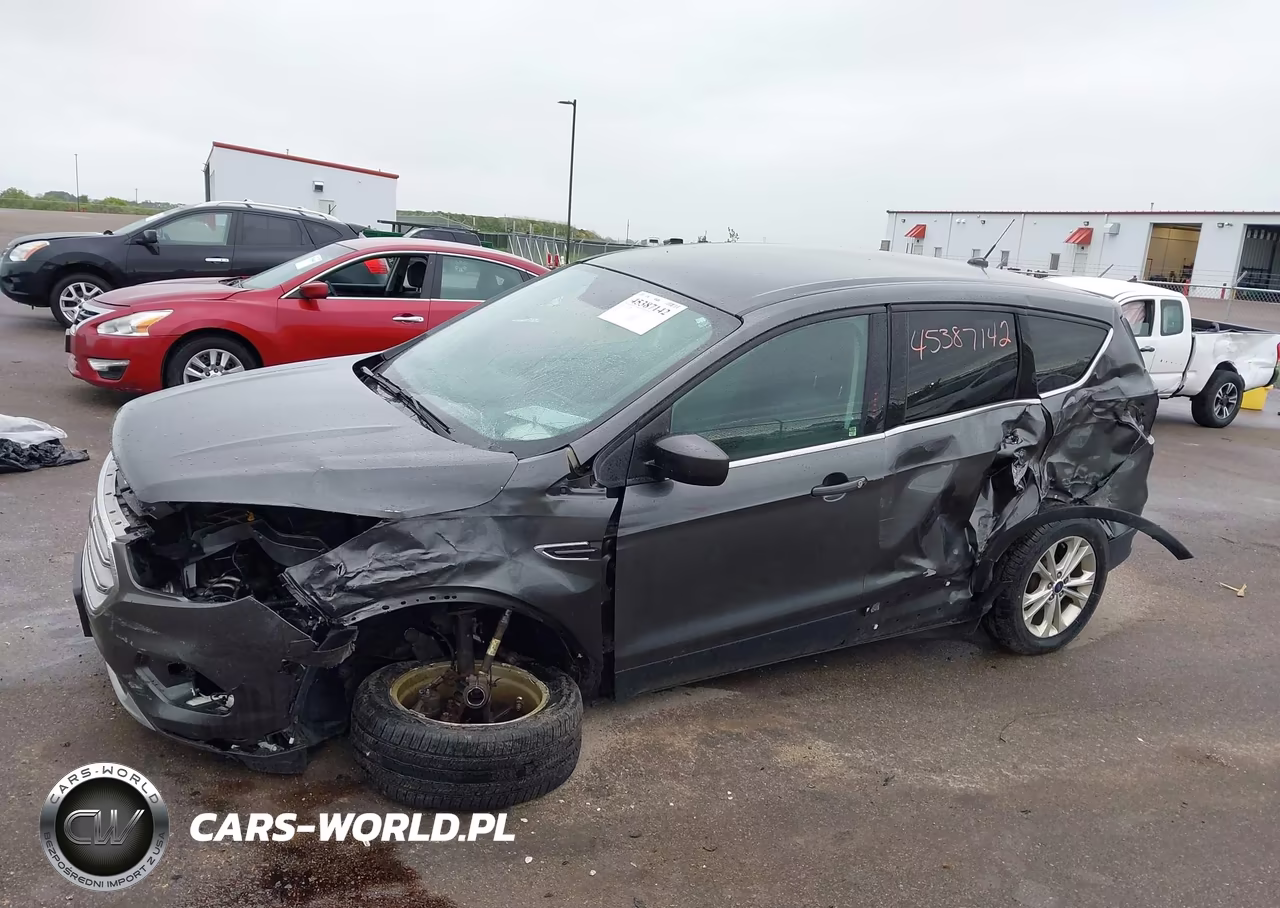 2017 Ford Escape Se VIN:1FMCU0GD6HUB01781 - 6