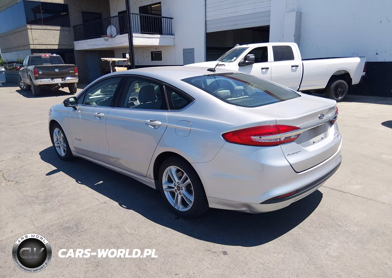2018 Ford Fusion Hybrid S VIN:3FA6P0UU6JR101179 - 3