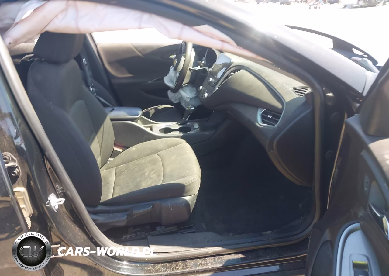 2019 Chevrolet Malibu 1Ls VIN:1G1ZB5ST5KF211516 - 5