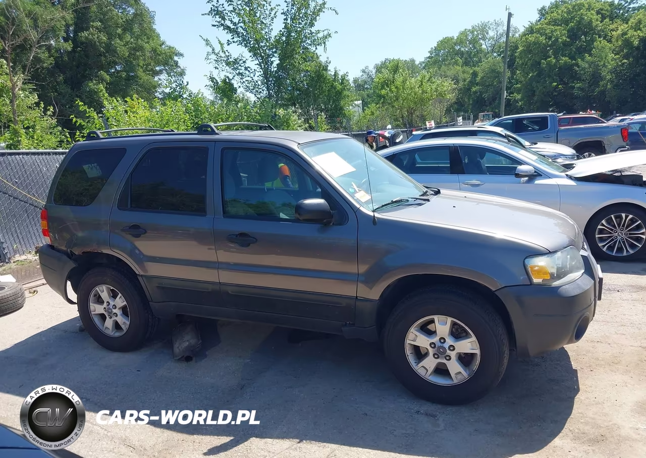 2005 Ford Escape Xlt VIN:1FMCU93125KA79785 - 14