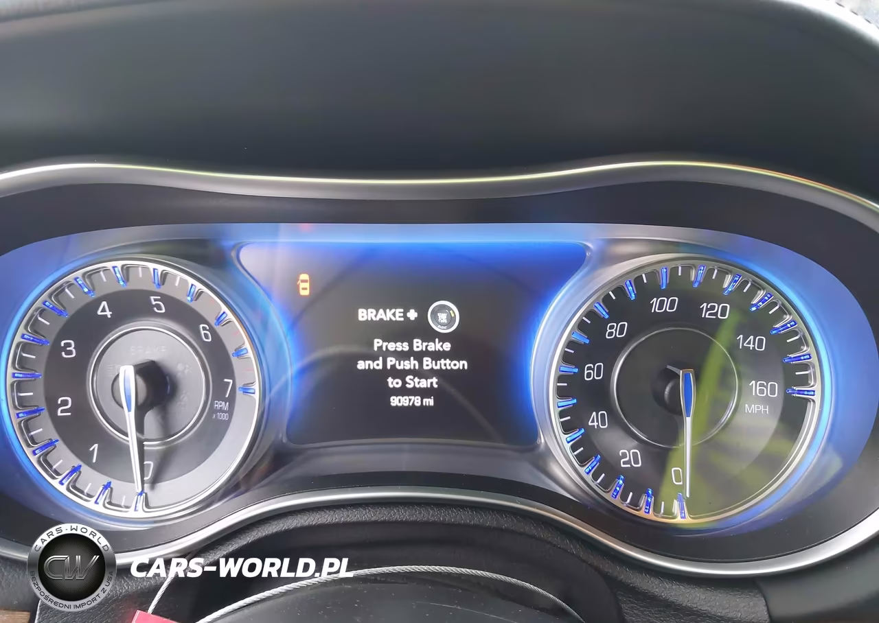 2017 Chrysler 300C Platinum VIN:2C3CCAPT6HH511797 - 7