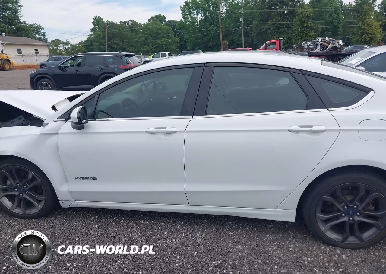 2018 Ford Fusion Hybrid Se VIN:3FA6P0LU9JR248694 - 14