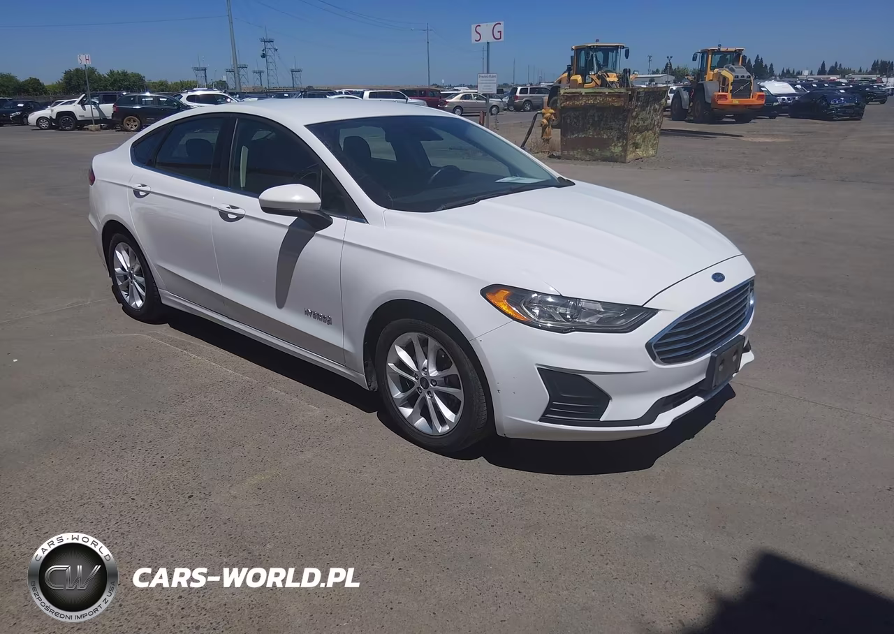 2019 Ford Fusion Hybrid Se – zdjęcie 1 z 16