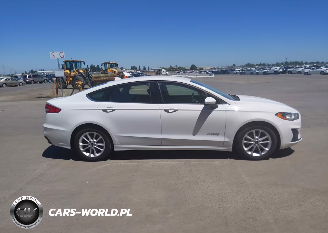2019 Ford Fusion Hybrid Se VIN:3FA6P0LU9KR274049 - 13