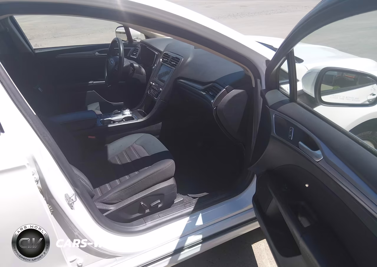 2019 Ford Fusion Hybrid Se VIN:3FA6P0LU9KR274049 - 5