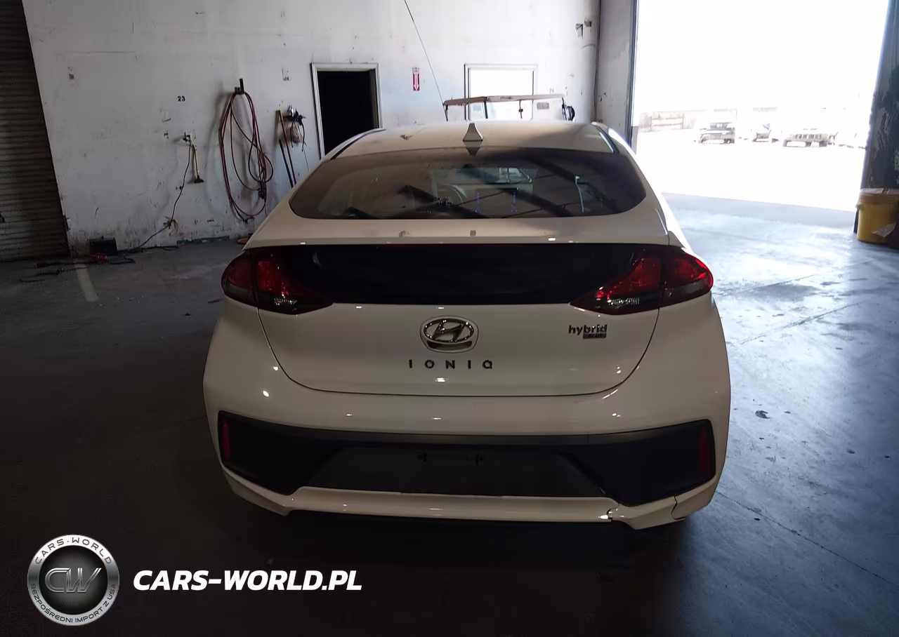 2020 Hyundai Ioniq Hybrid Blue VIN:KMHC65LC8LU220395 - 16