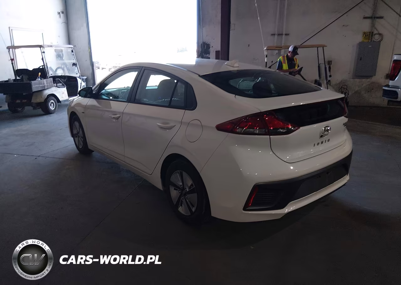 2020 Hyundai Ioniq Hybrid Blue VIN:KMHC65LC8LU220395 - 3