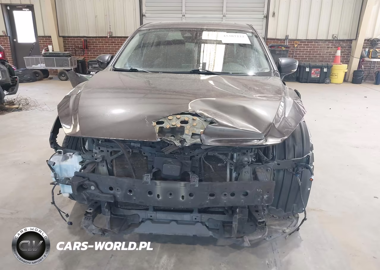 2018 Mazda Mazda3 Touring VIN:3MZBN1V31JM247803 - 13