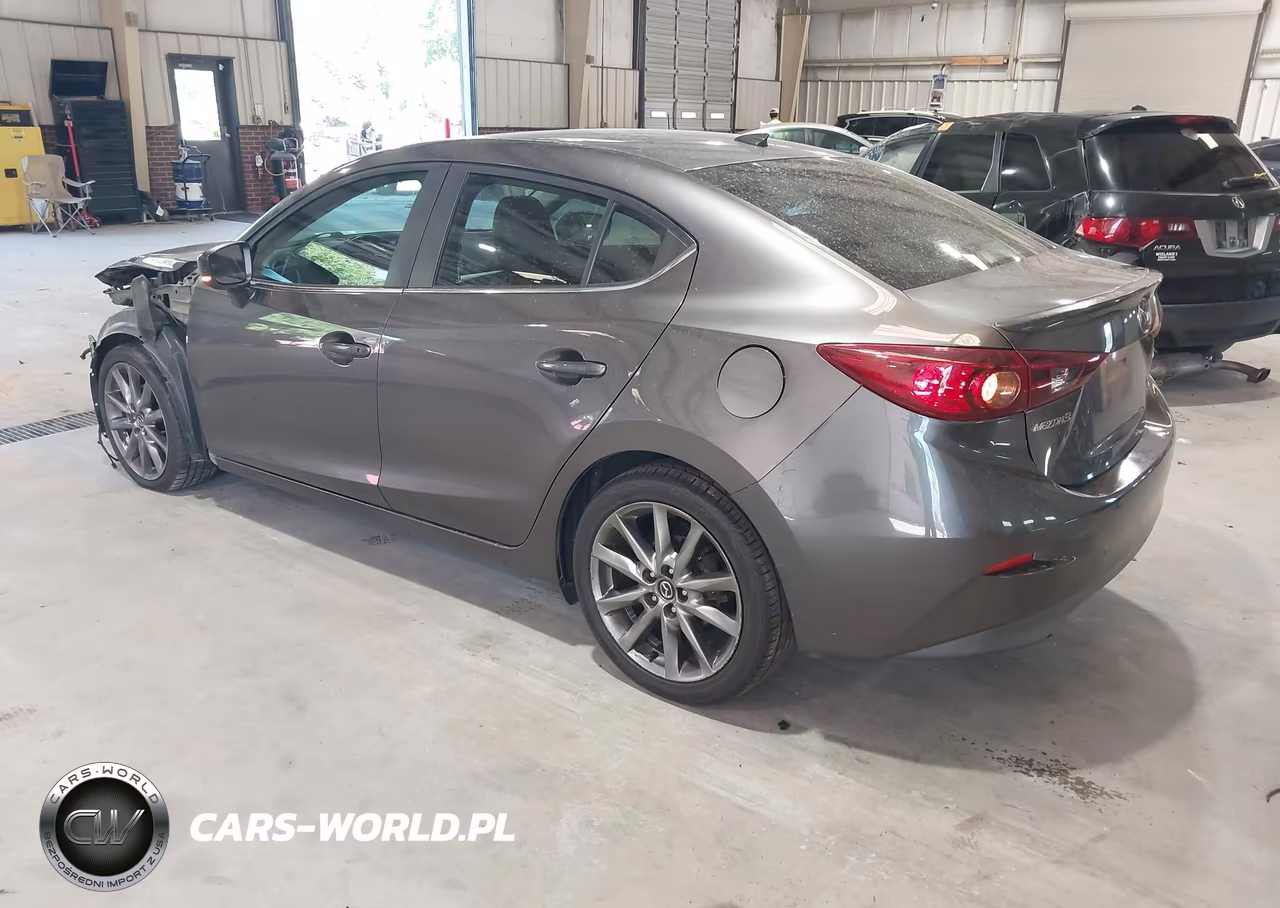 2018 Mazda Mazda3 Touring VIN:3MZBN1V31JM247803 - 3