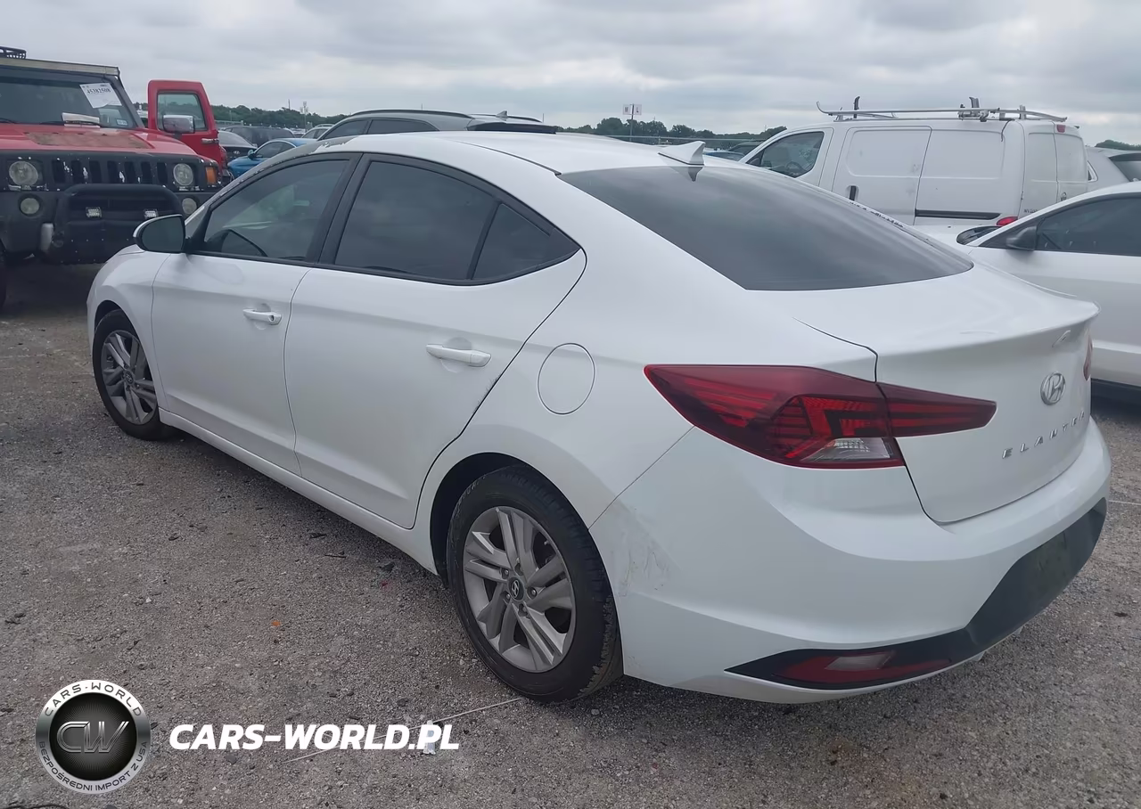 2019 Hyundai Elantra Sel VIN:5NPD84LF4KH467929 - 3