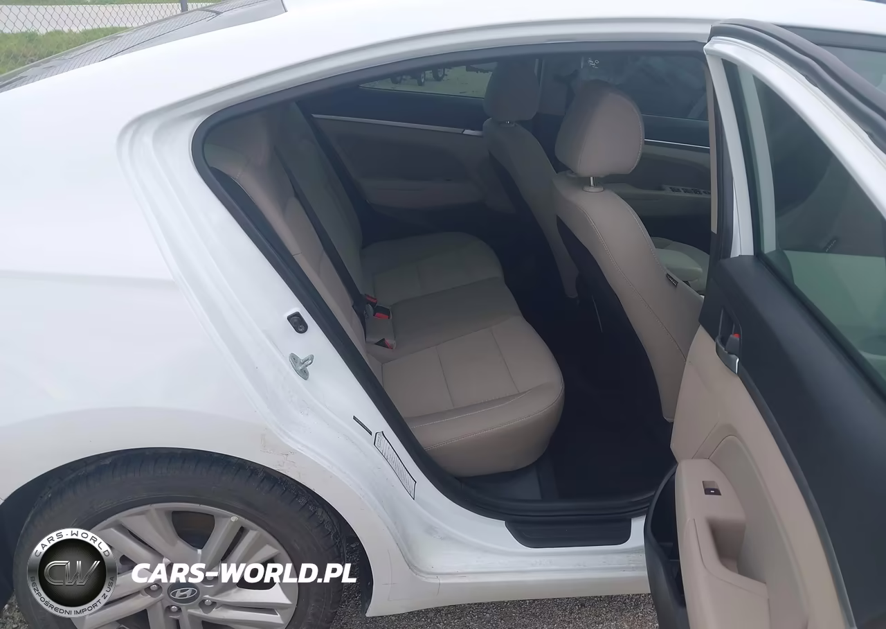2019 Hyundai Elantra Sel VIN:5NPD84LF4KH467929 - 8