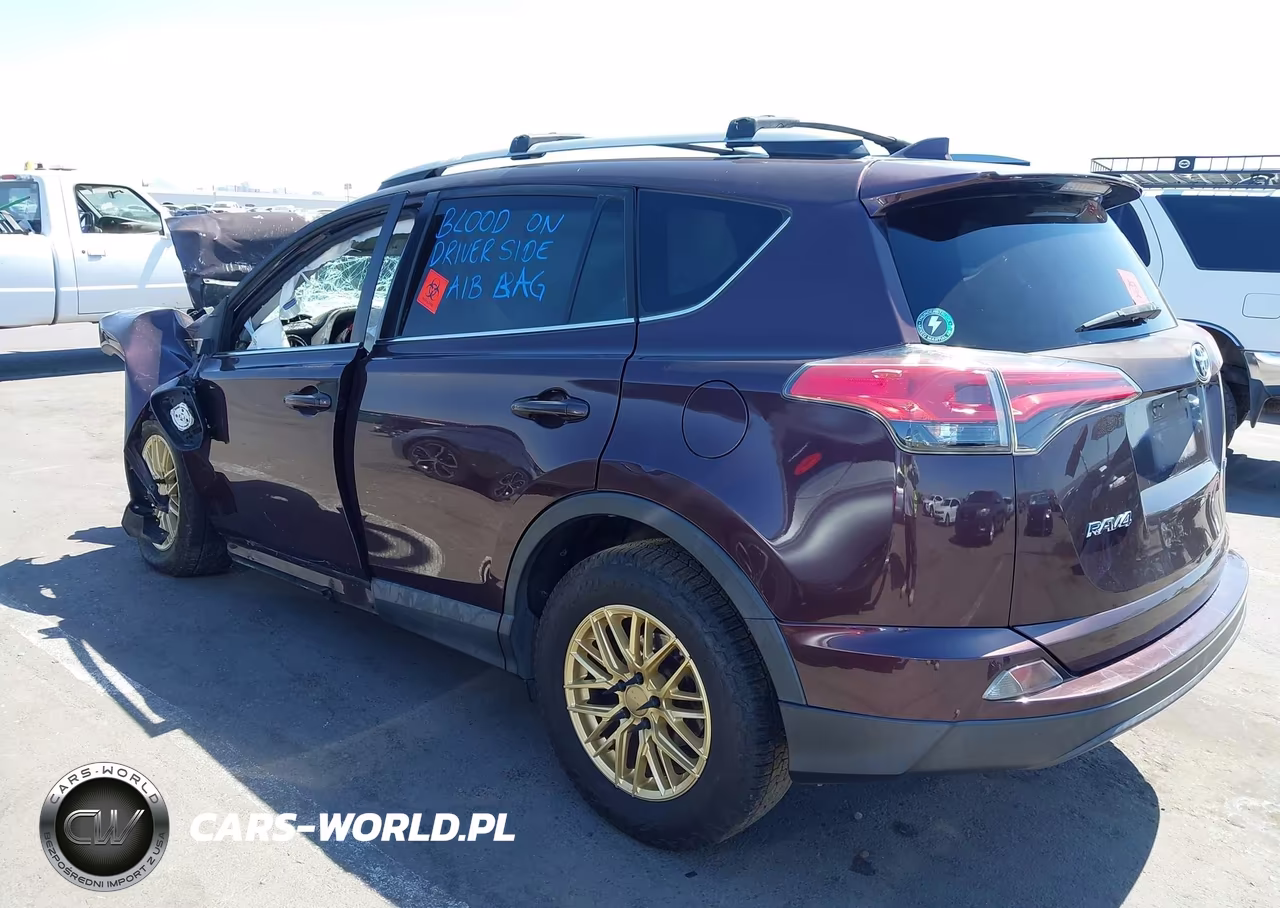 2018 Toyota Rav4 Le VIN:2T3ZFREV3JW433663 - 3