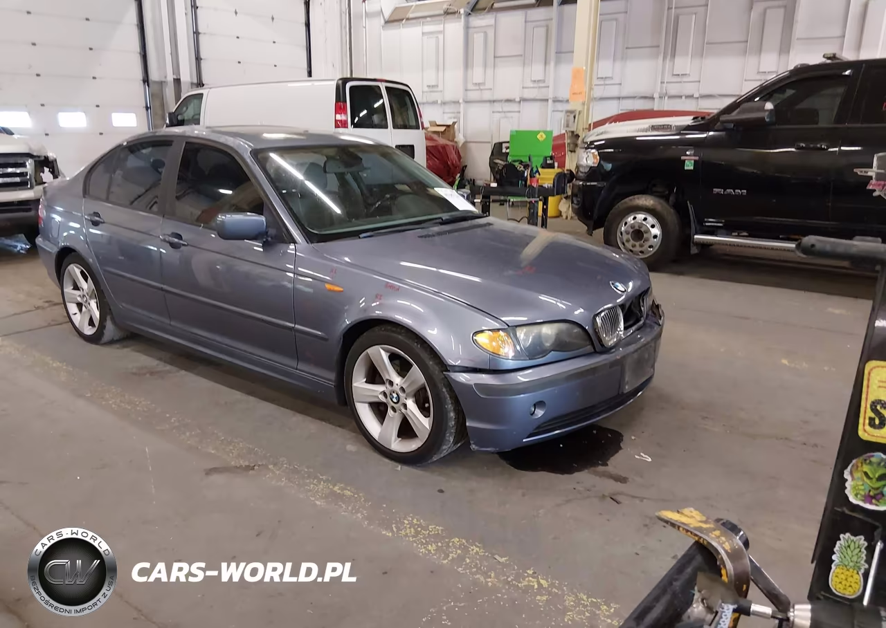 2004 BMW 325I