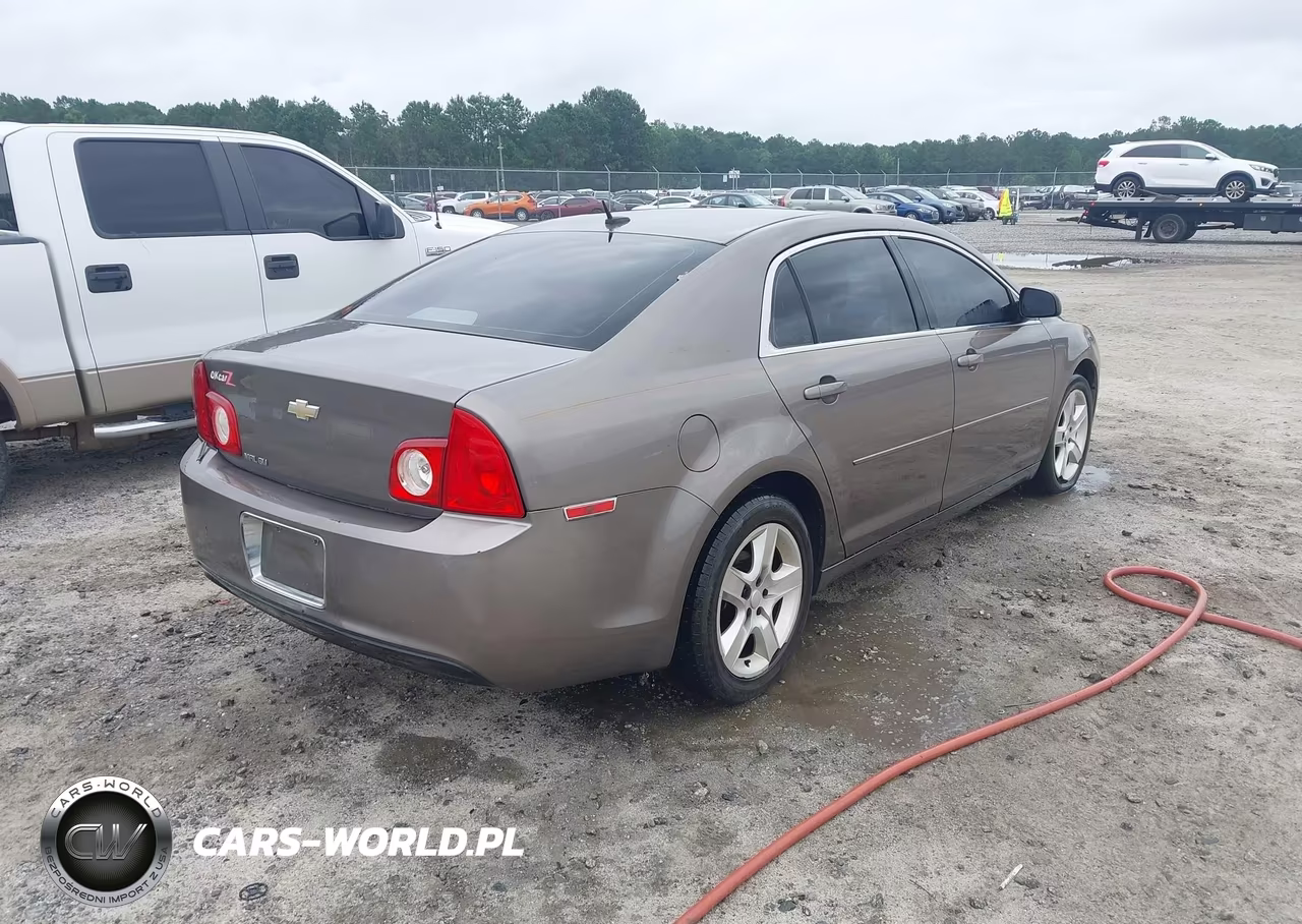 2010 Chevrolet Malibu Ls VIN:1G1ZB5EB5AF264816 - 4