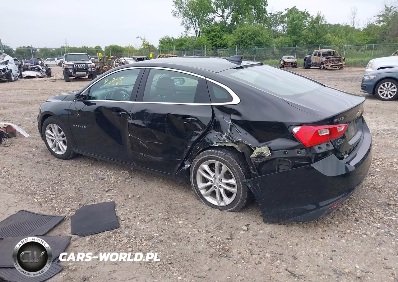 2018 Chevrolet Malibu Lt VIN:1G1ZD5ST3JF106983 - 3