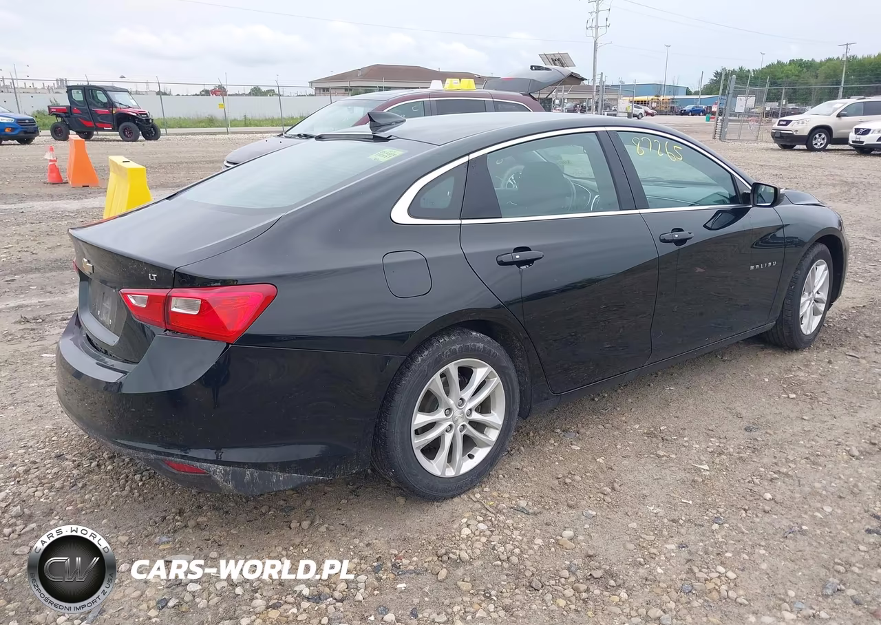 2018 Chevrolet Malibu Lt VIN:1G1ZD5ST3JF106983 - 4