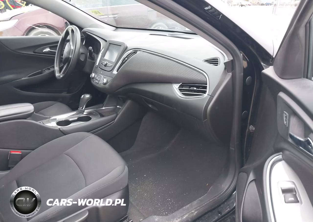 2018 Chevrolet Malibu Lt VIN:1G1ZD5ST3JF106983 - 5