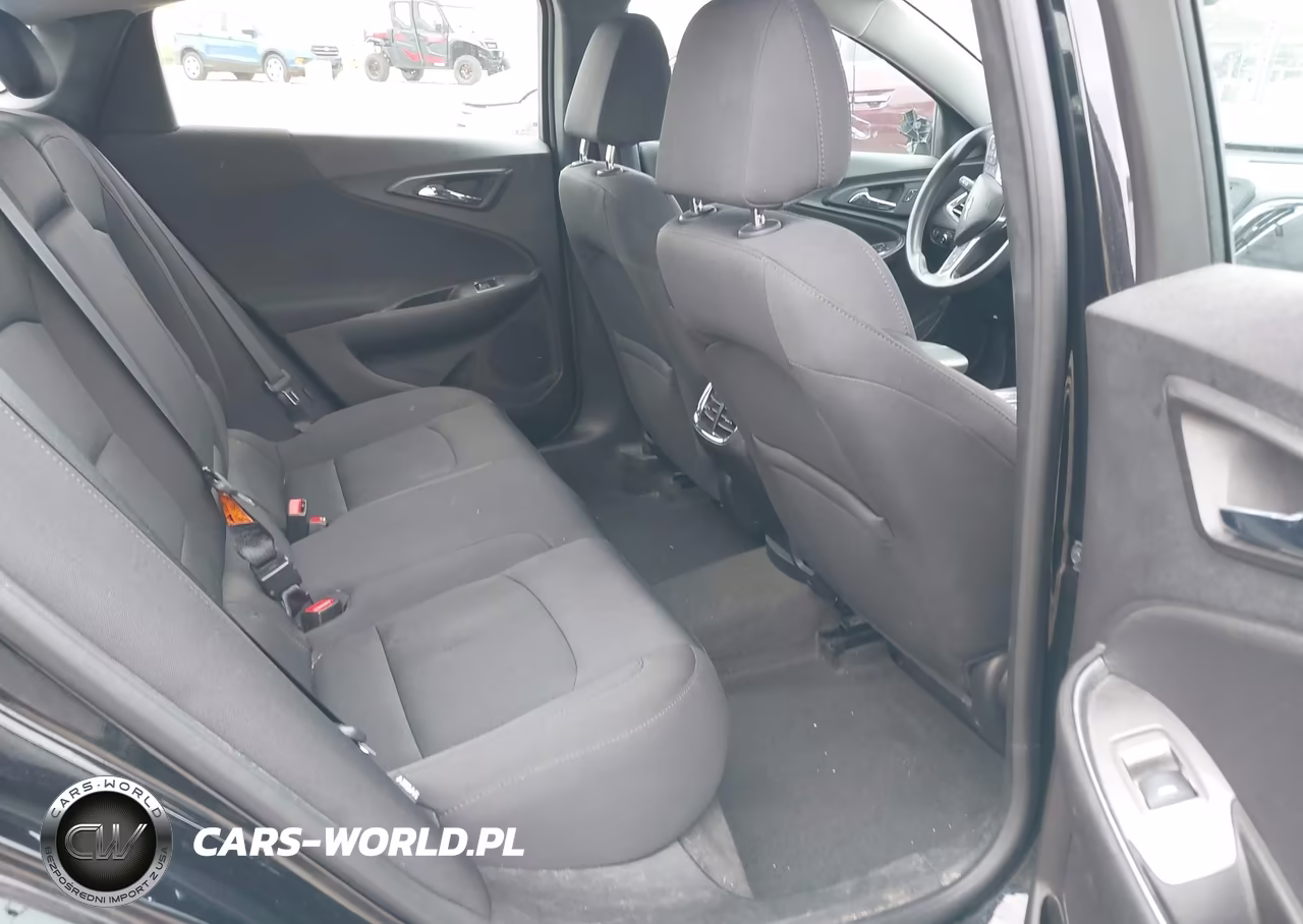 2018 Chevrolet Malibu Lt VIN:1G1ZD5ST3JF106983 - 8