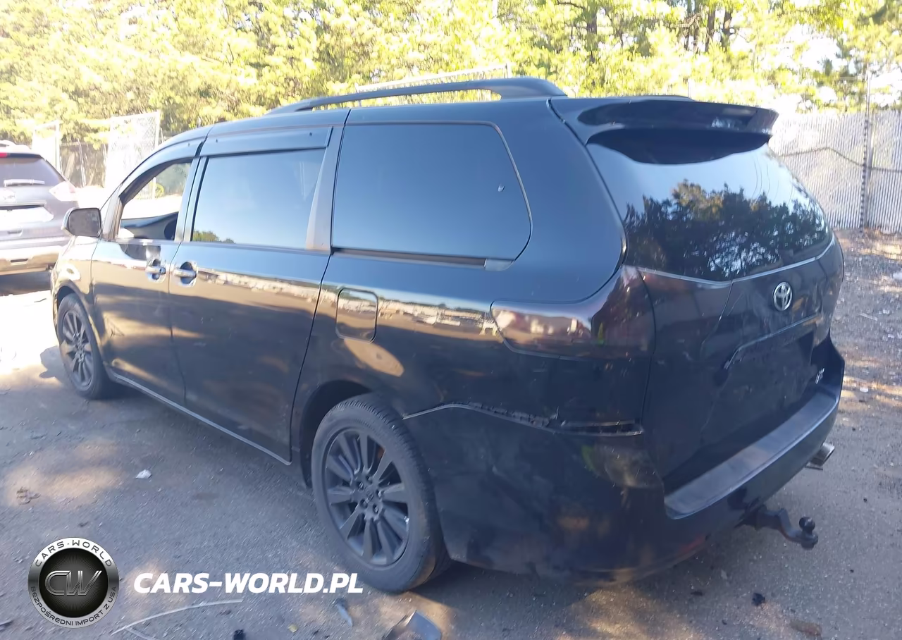 2011 Toyota Sienna Xle VIN:5TDDK3DC5BS006717 - 3