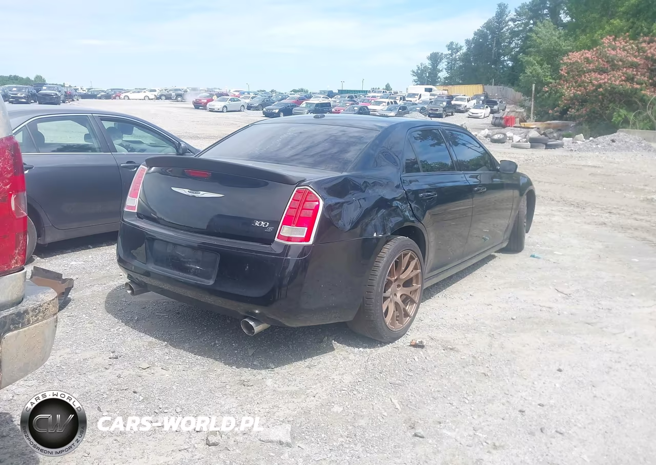 2014 Chrysler 300 300S VIN:2C3CCABT5EH200462 - 4