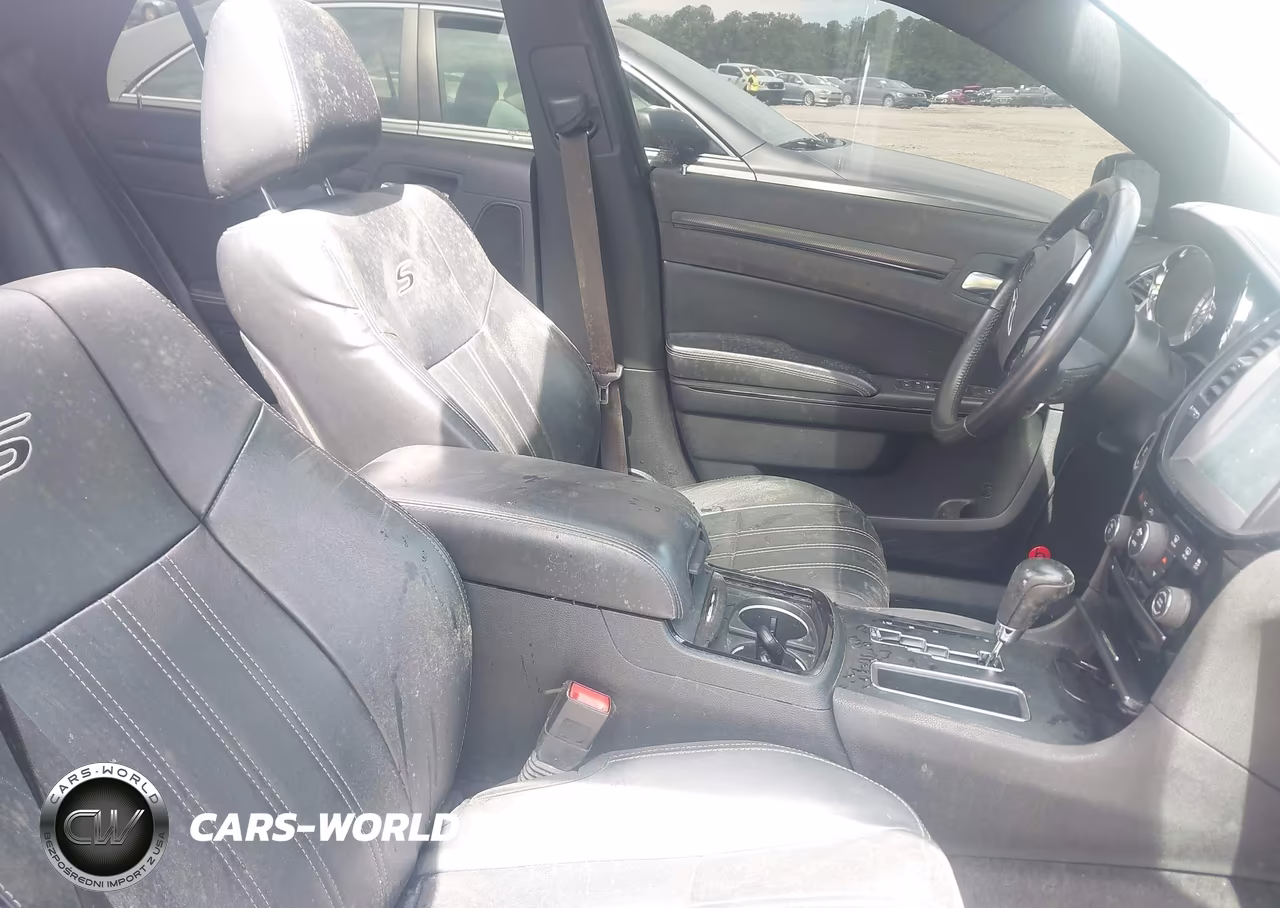 2014 Chrysler 300 300S VIN:2C3CCABT5EH200462 - 5