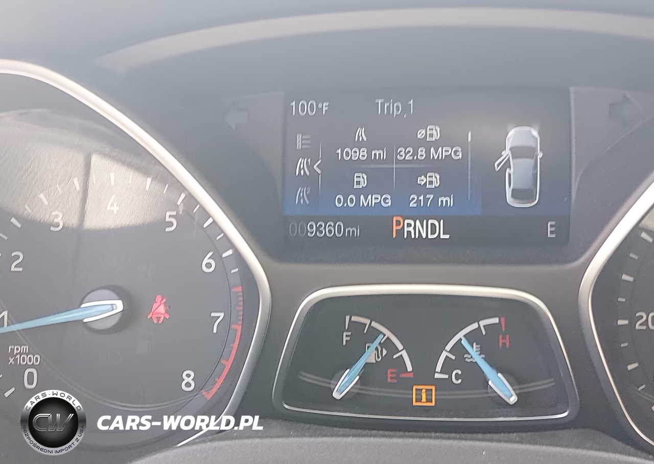 2018 Ford Focus Se VIN:1FADP3F23JL328607 - 15