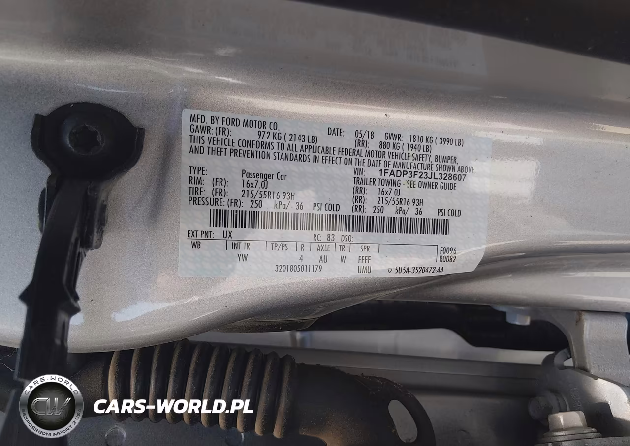 2018 Ford Focus Se VIN:1FADP3F23JL328607 - 9