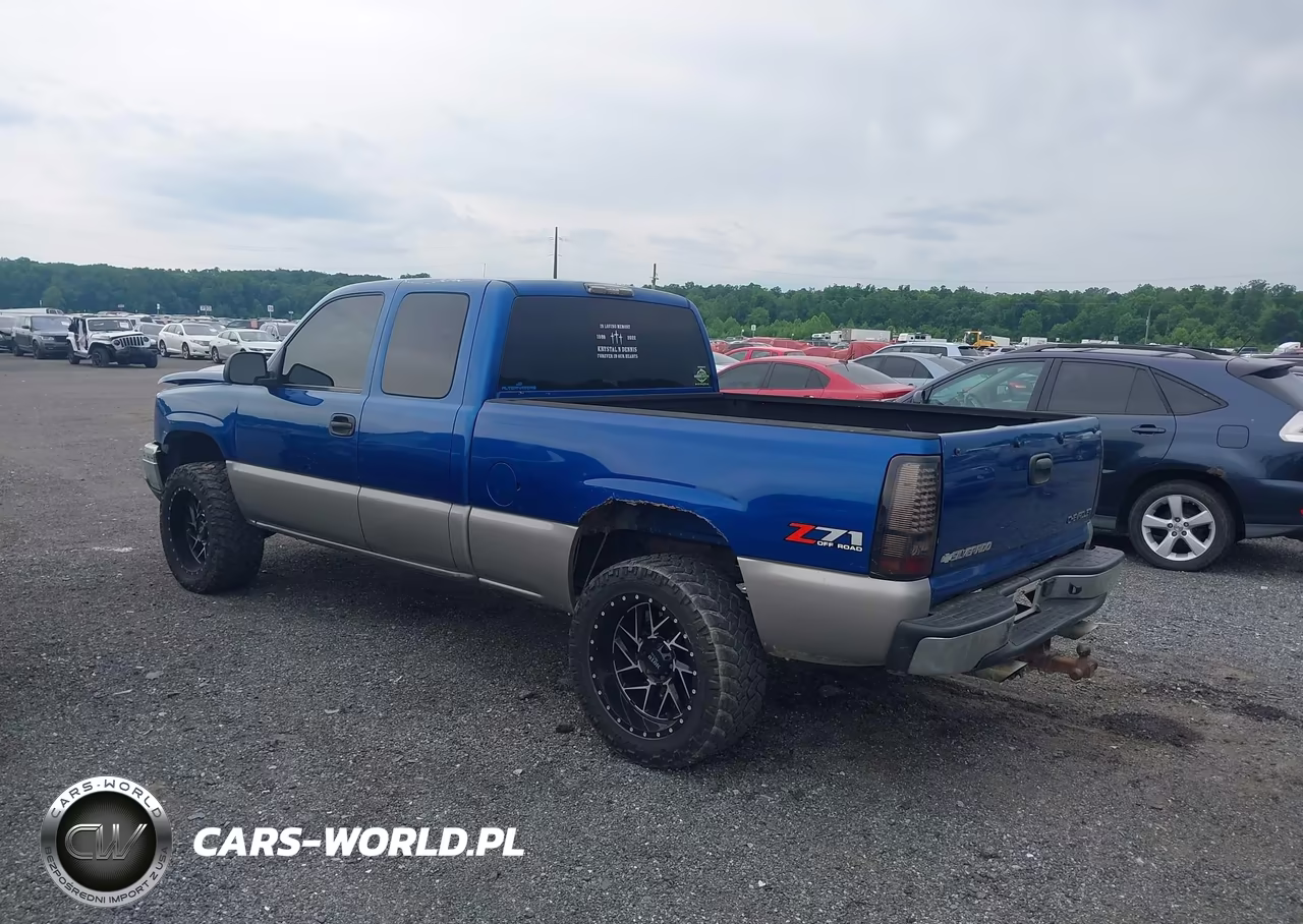 2003 Chevrolet Silverado 1500 Ls VIN:2GCEK19TX31221357 - 3